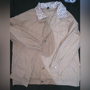 SHEIN Khaki Leopard Print Coat/ButtonUp      2XL(16)